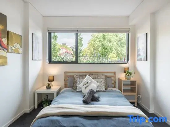 Relaxing 1BR Home – Modern & Near Parks & Transit in Homebush