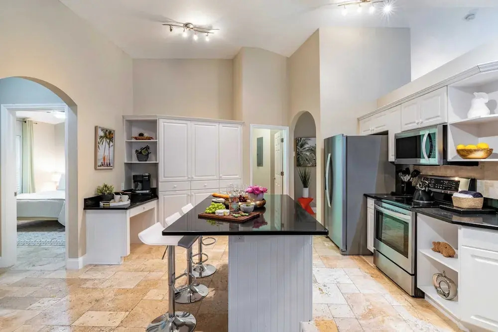 Private Pool, Firepit, Game Room Mins to Beaches + Community Amenities Casa Solara by Avantstay