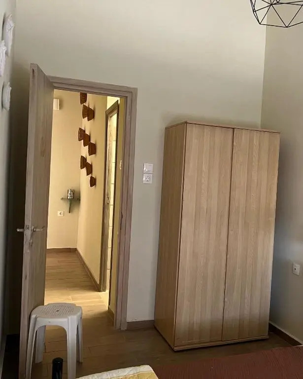 Vintage Apartments 2