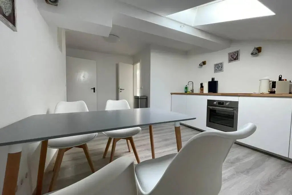 Gemütliche Ferienwohnung im DG am Tegernsee - Bergblick, Ruhe & ganz viel Platz