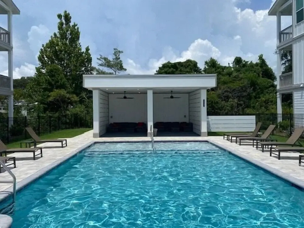 Inlet Beach Retreat With Rooftop Views, 4 Bikes + Free Attraction Tickets!