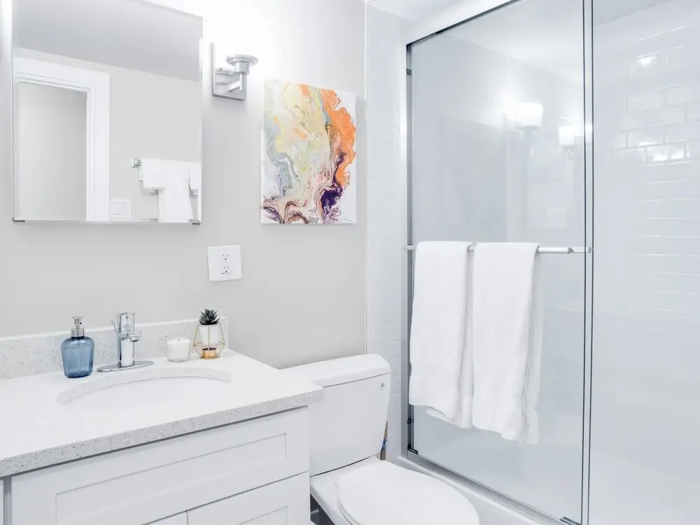 Gorgeous 2Br Condo w Parking Patio Coffee