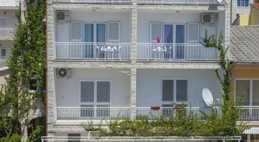 Villa Neda