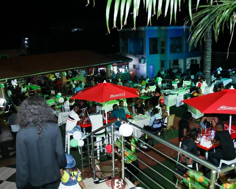 Hard Break Hotels & Suites