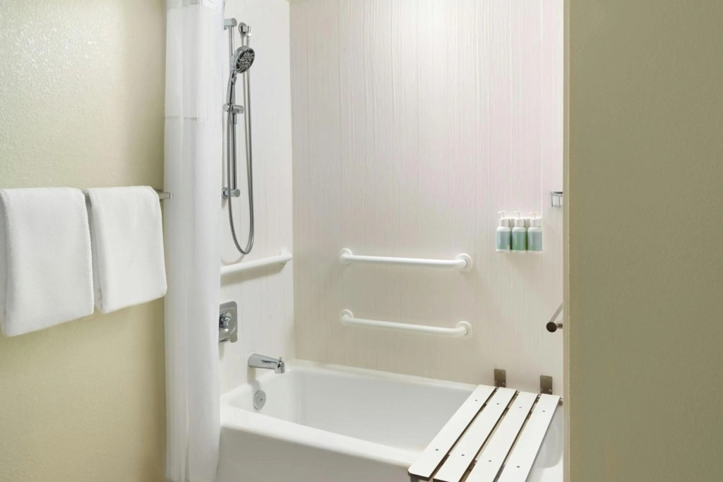 Courtyard by Marriott Paramus