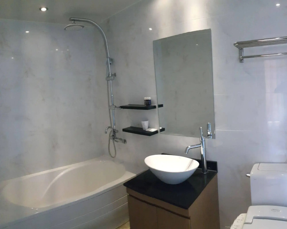 Radiance Tourist Hotel