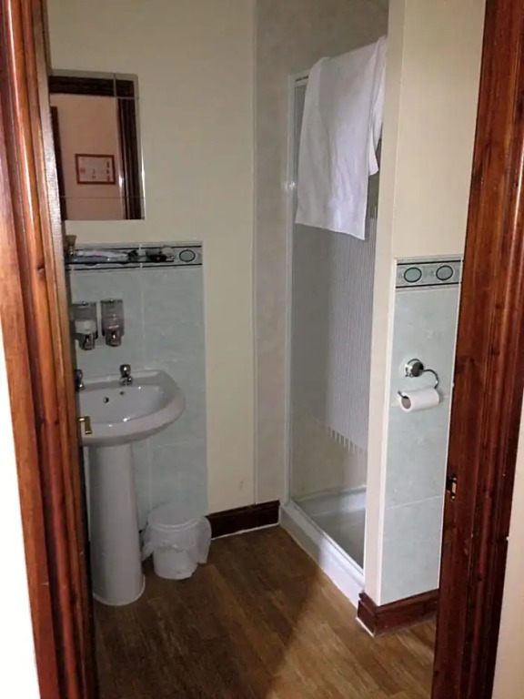 Ambrose Hotel