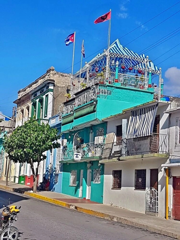 Casa De Las Banderas