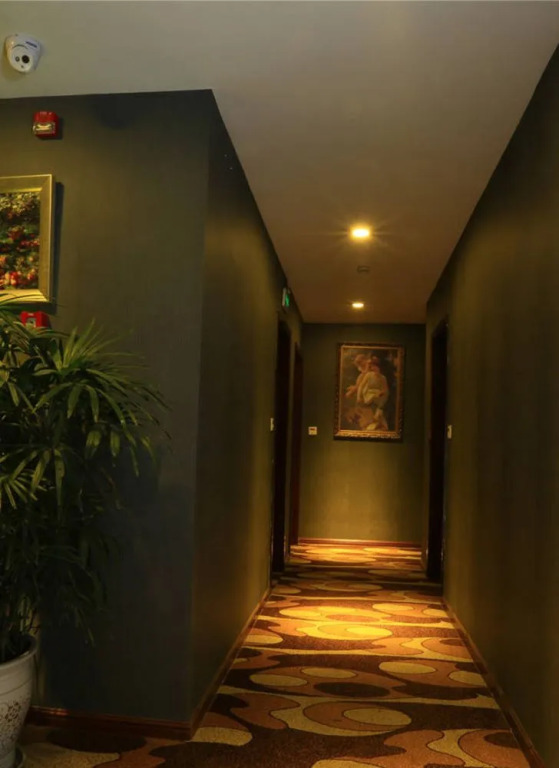 Chengdu Xinbake Business Hotel