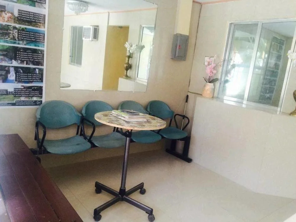 Garces Budget Apartelle