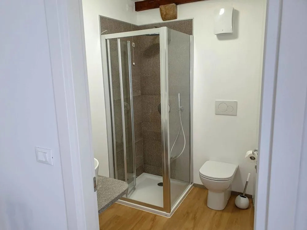 Borgo di Ponte Holiday Apartments & Rooms