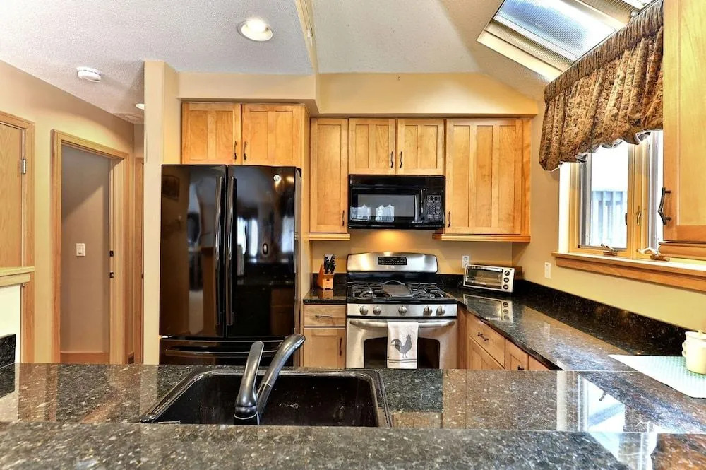 The Woods by Killington Vacation Rentals - 3 Bedrooms