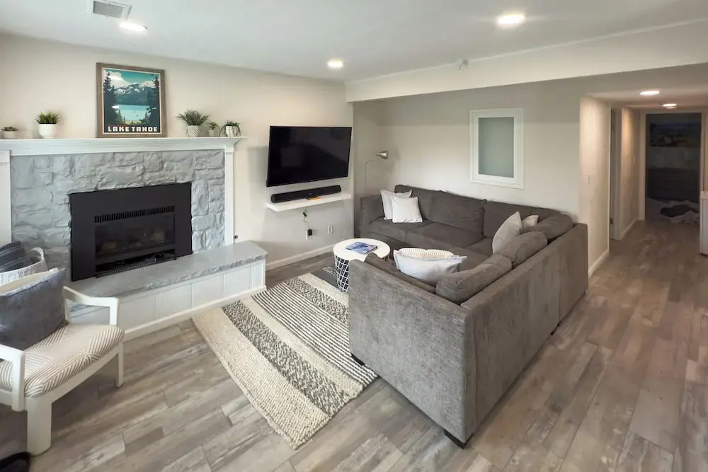 < 1 Mi to Slopes! 'heavenly Daze Chalet' in Tahoe