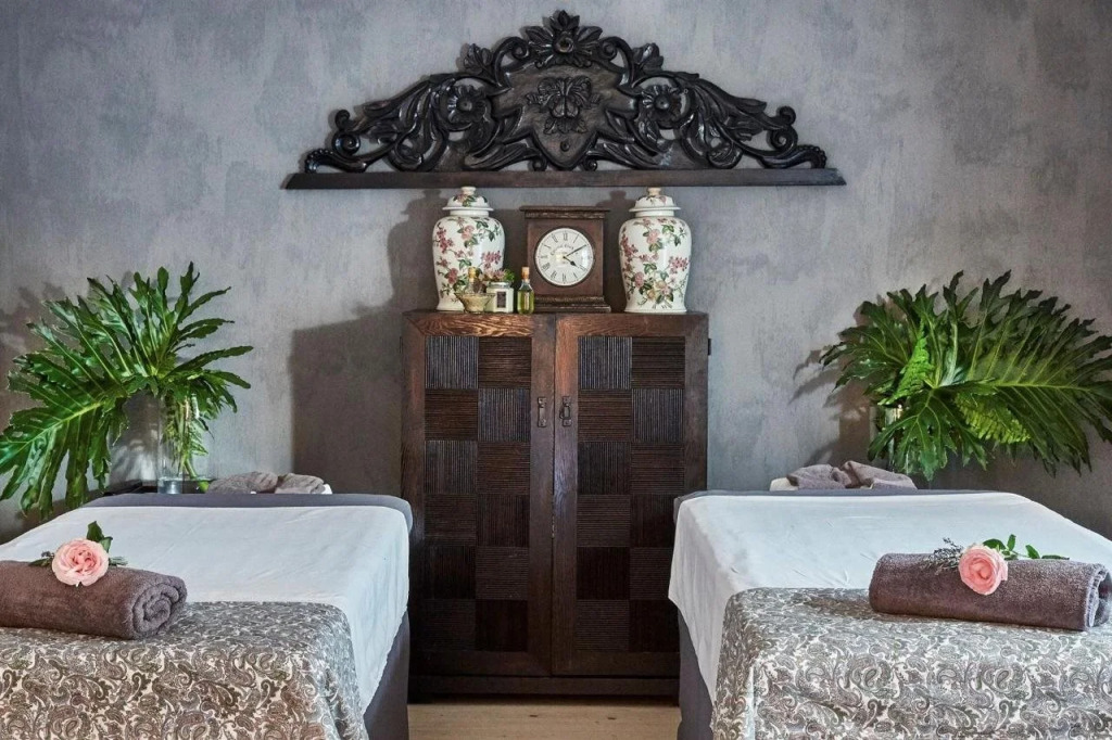 Prana Lodge