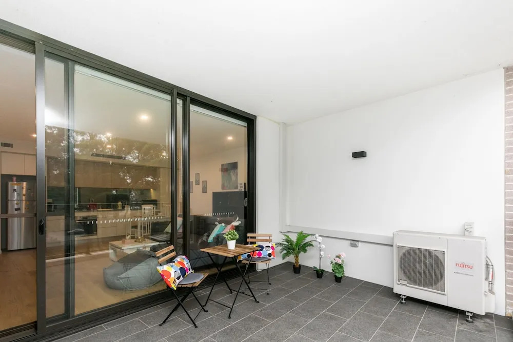 Spacious Bright Apartment