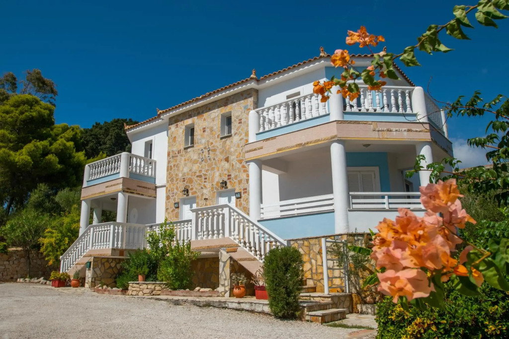 Agios Sostis Apartments