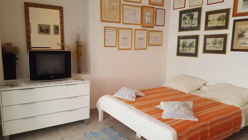Top Spot Guesthouse - Adults Only