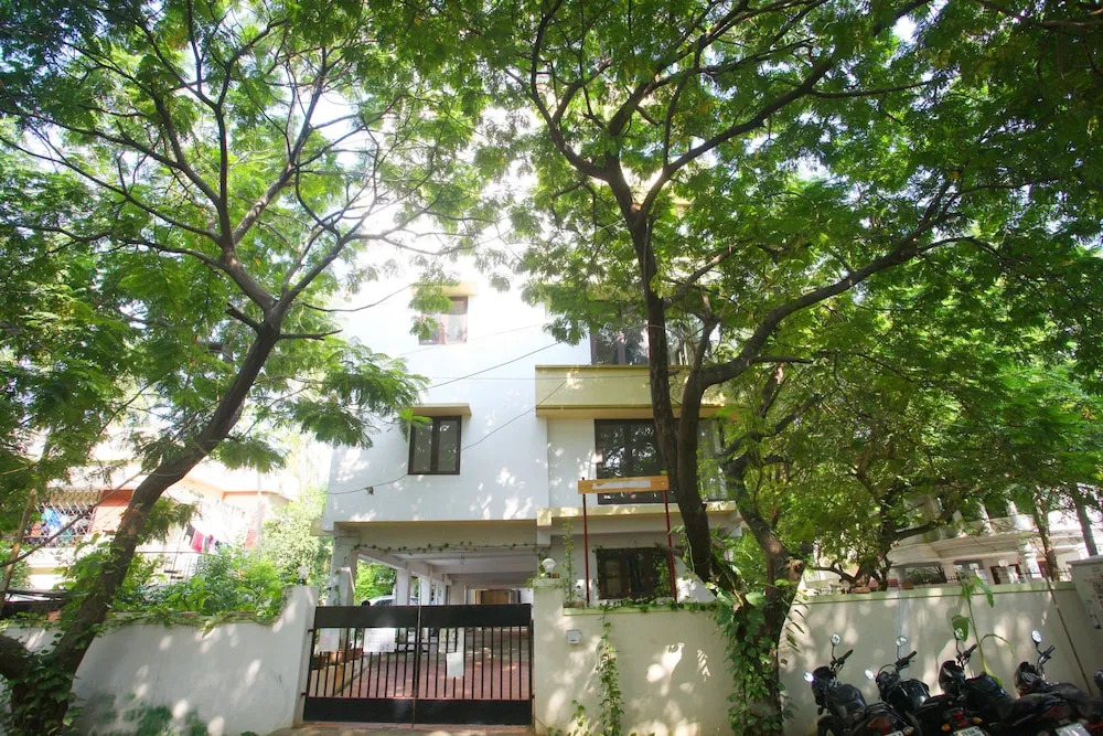 OYO 10130 Felicity INN Nungambakkam