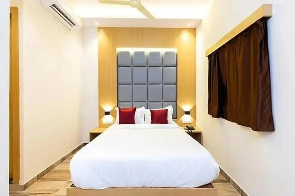 Hotel Aarti Residency