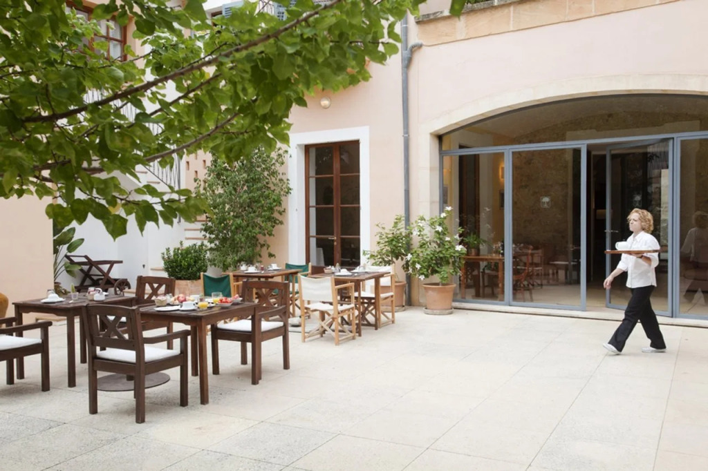 Hotel Can Moragues