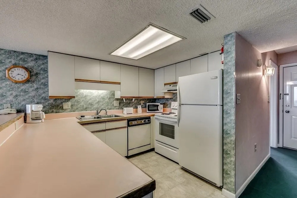 Waterpointe II - 502 by RedAwning
