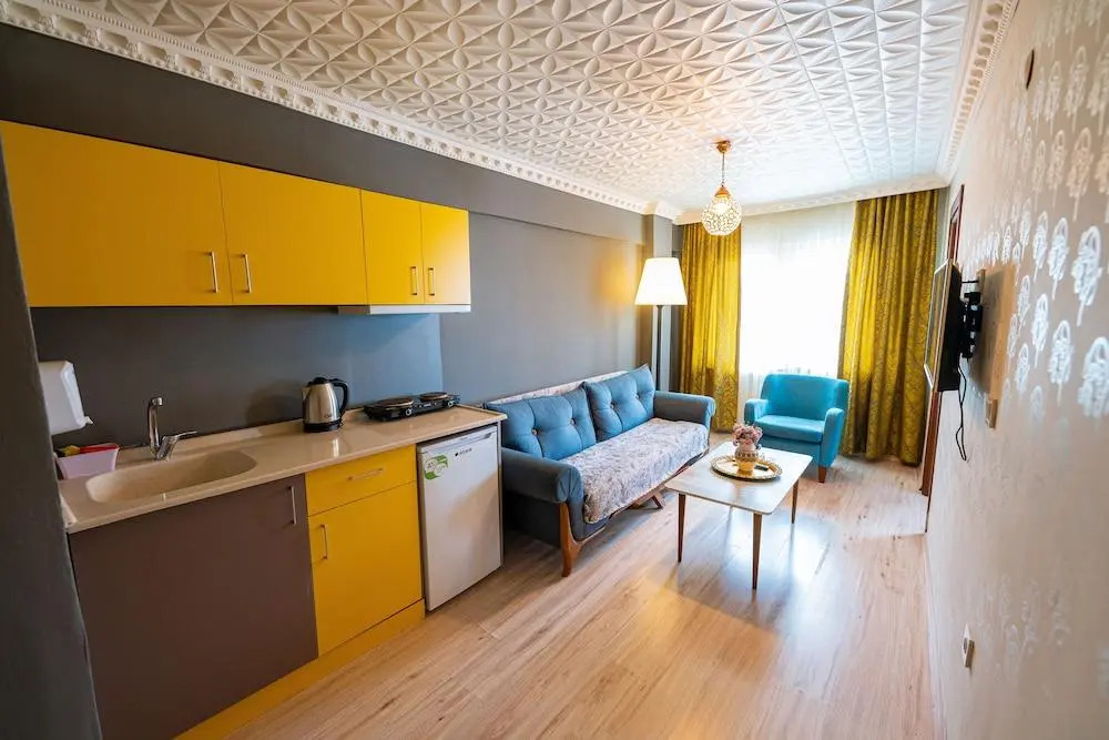 Evin Suit Hotel