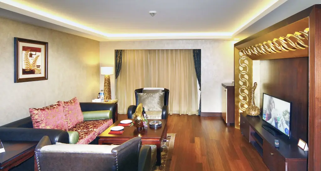 Royal Dragon Hotel