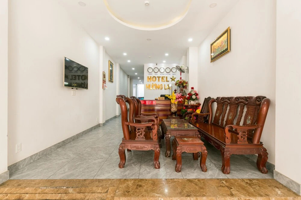OYO 866 Huong Lan 2