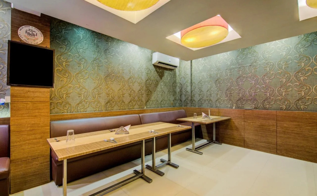 Grand Tiara Hotel