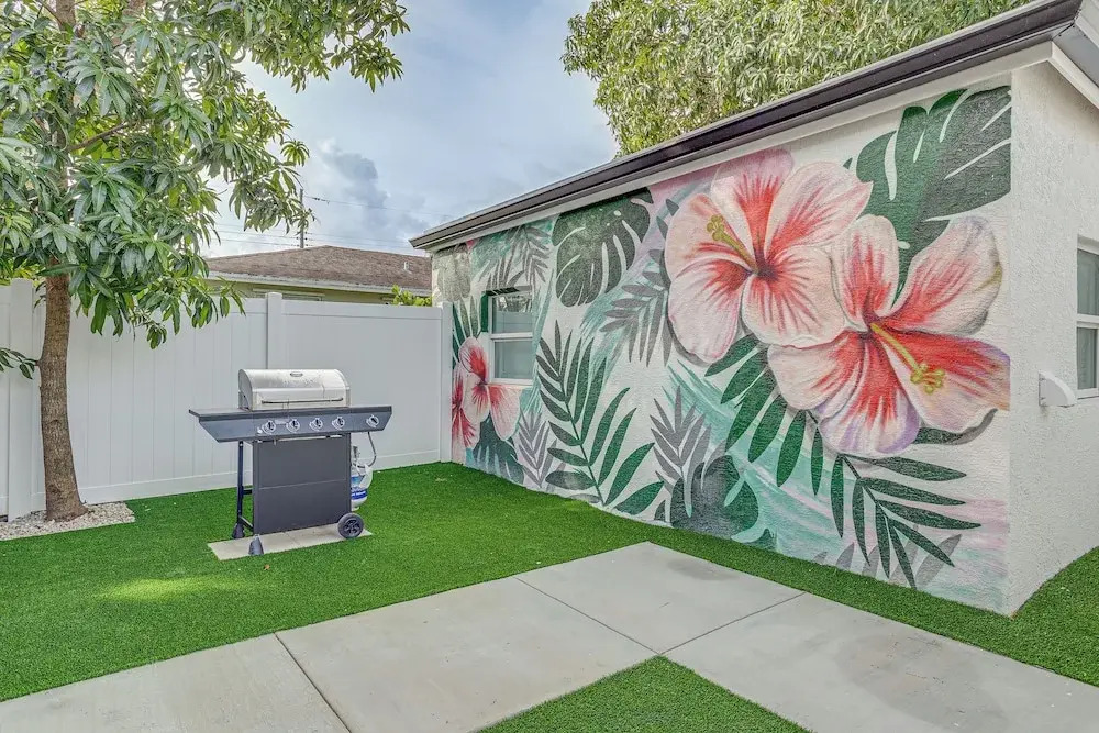 Heated Pool + Backyard: North Palm Beach Retreat!