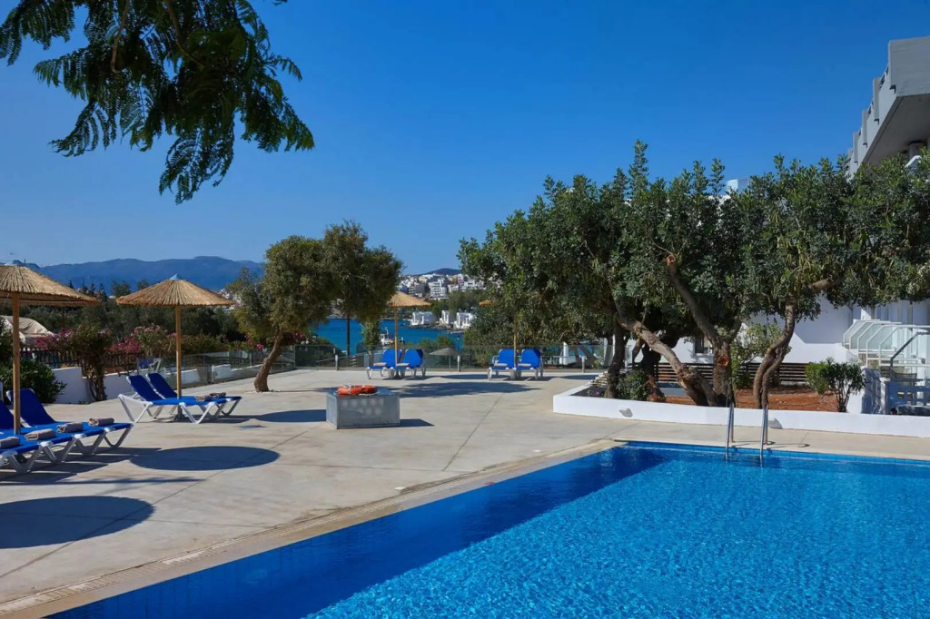 Vasia Ormos Hotel