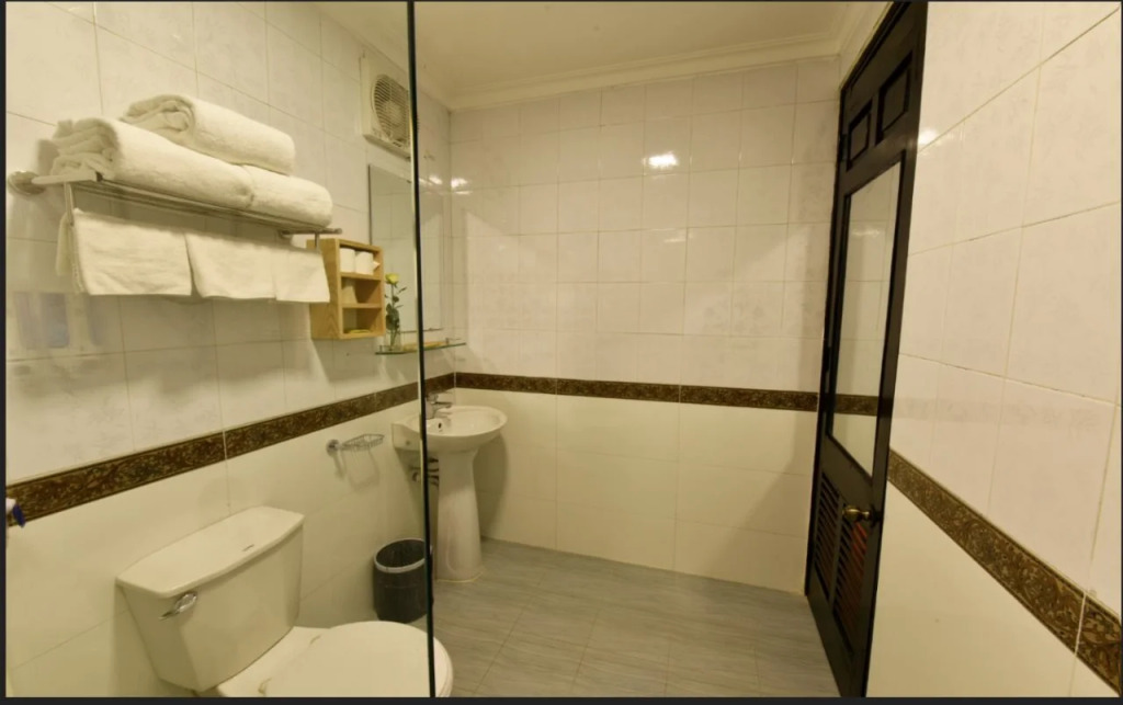 Group Nest Hotel