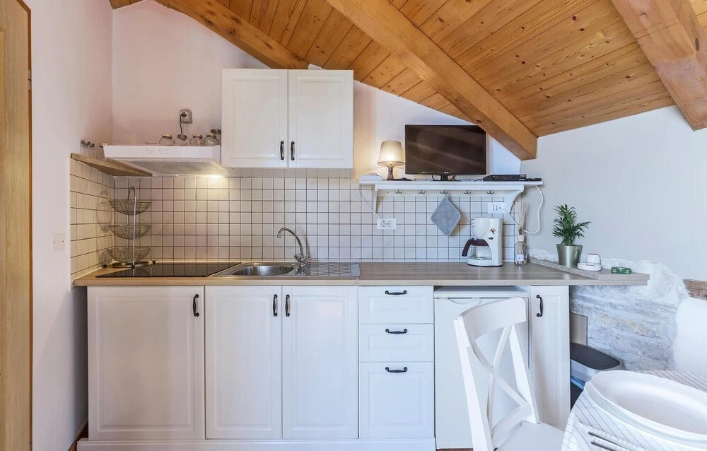 Nice Home in Novigrad With Wifi and 1 Bedrooms