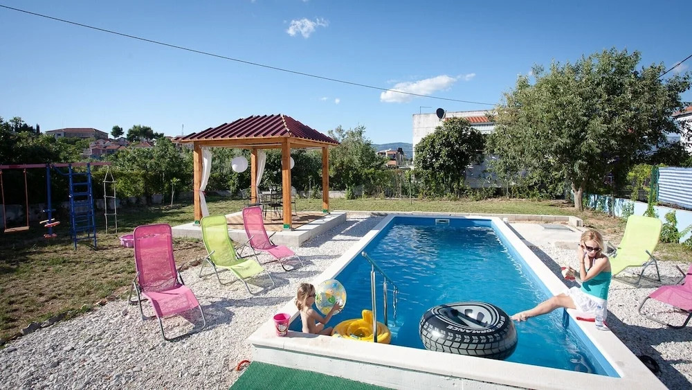 Holiday House Nino With Private Pool