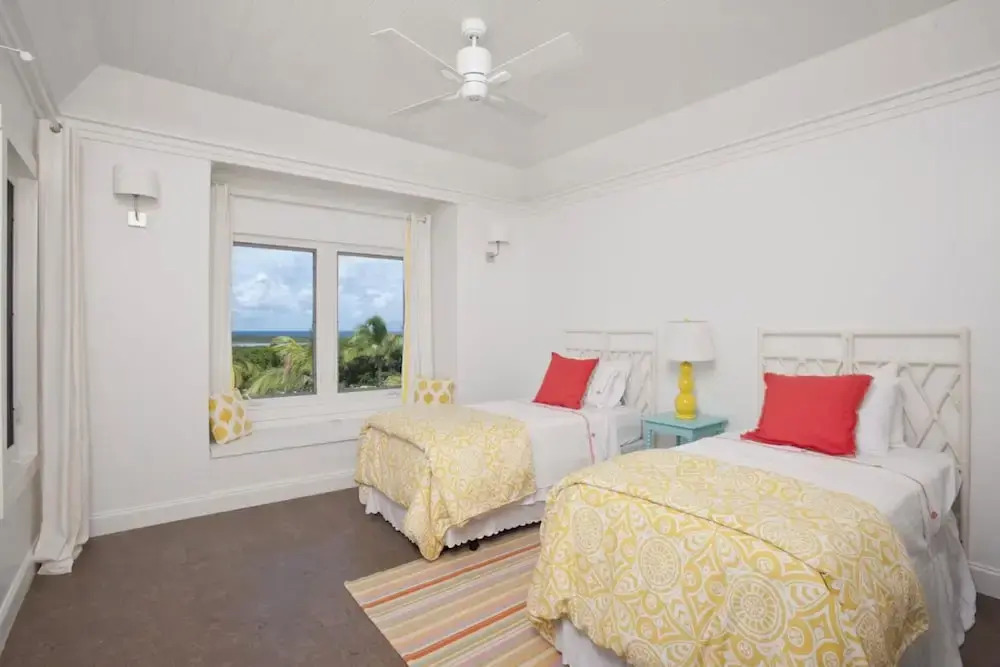 Coastal Retreat: Newly Remodeled Beach House With Pool