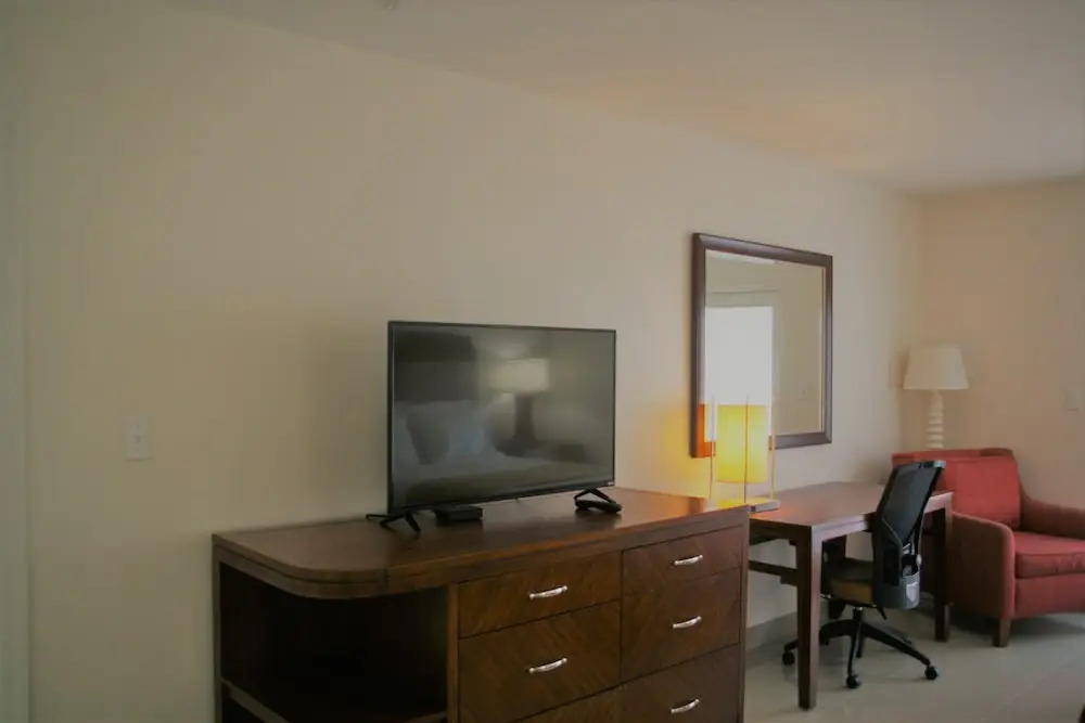 Capri Apartments