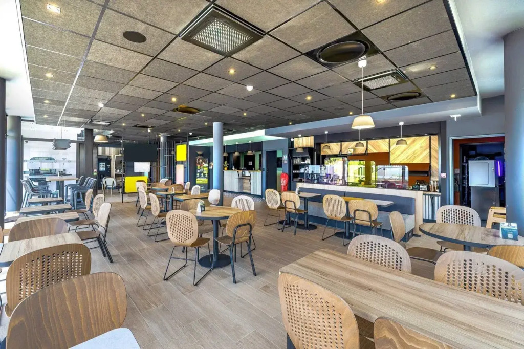 B&B HOTEL Carcassonne Rocadest La Cité