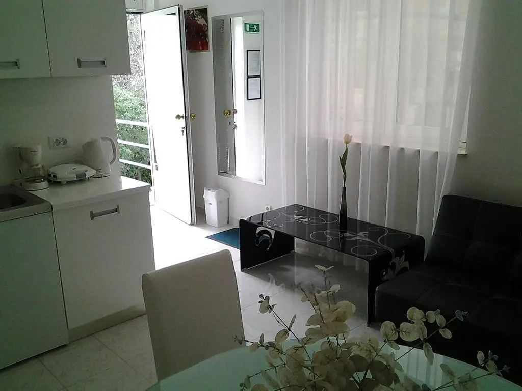 Concordia Apartments