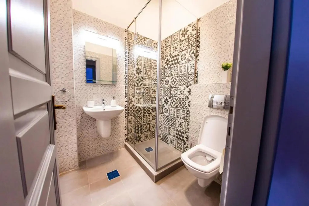 Central Luxury 3
