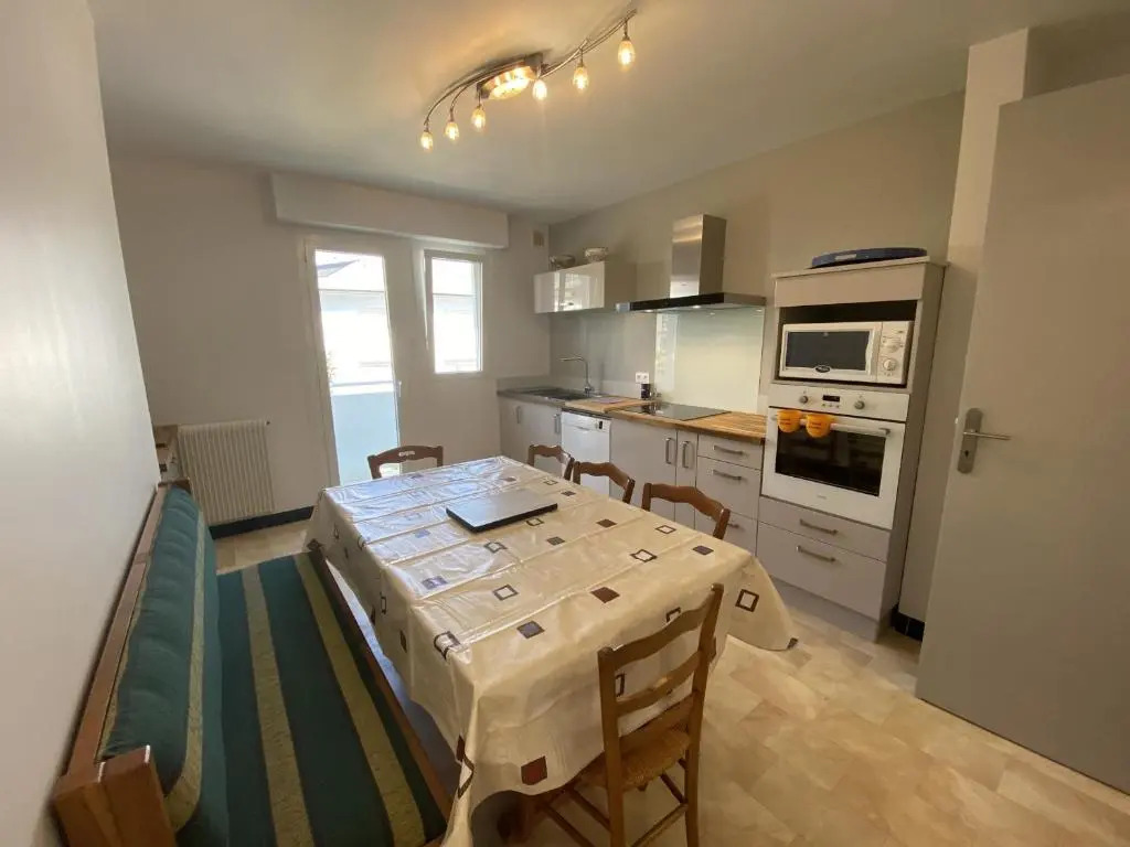 Maison Lorient, 7 pièces, 10 personnes - FR-1-349-152