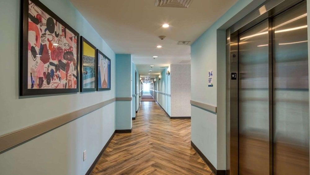 Uptown Suites Extended Stay Tampa FL - Riverview