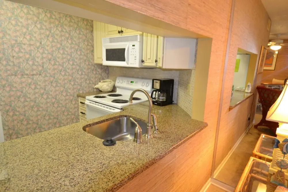Sea Breeze 119 by Bender Vacation Rentals