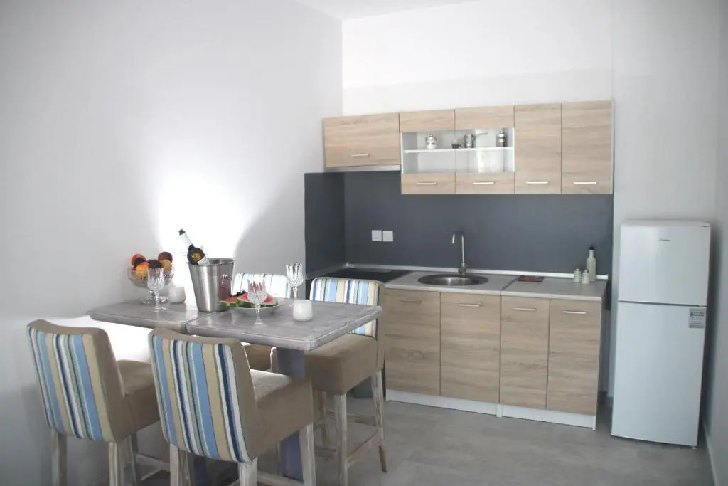 Pefkonas Apartments 100m from the beach
