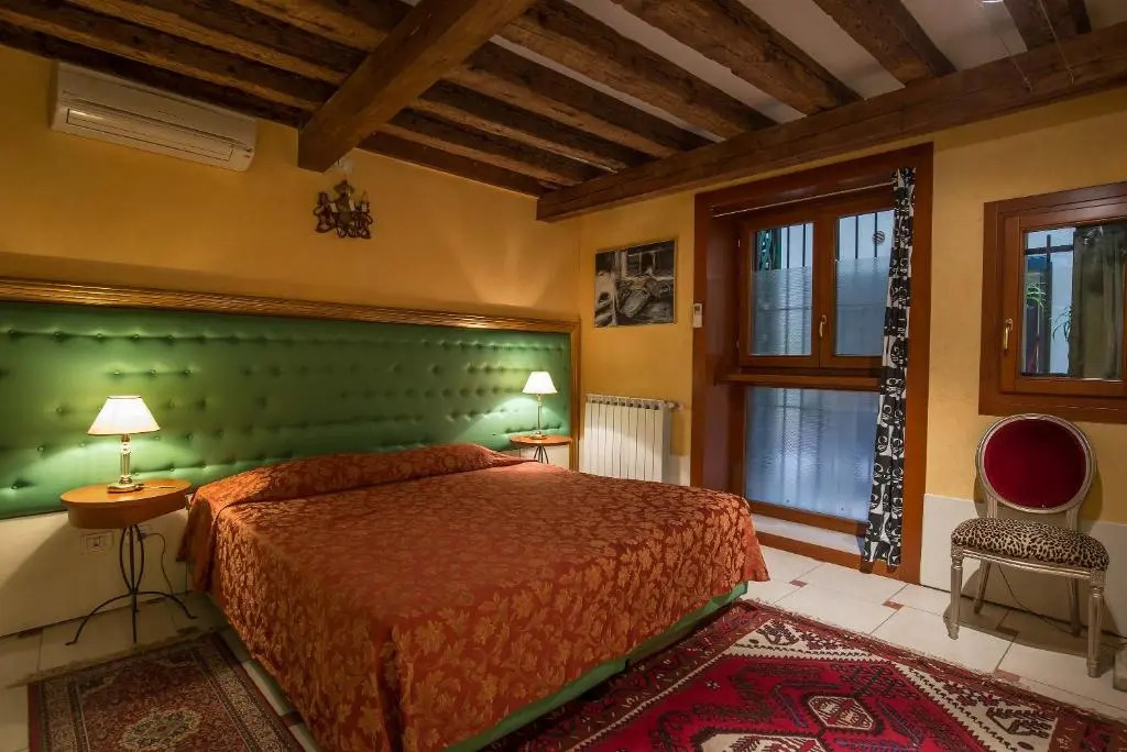 SantAngelo - Fenice Apartments in Venice