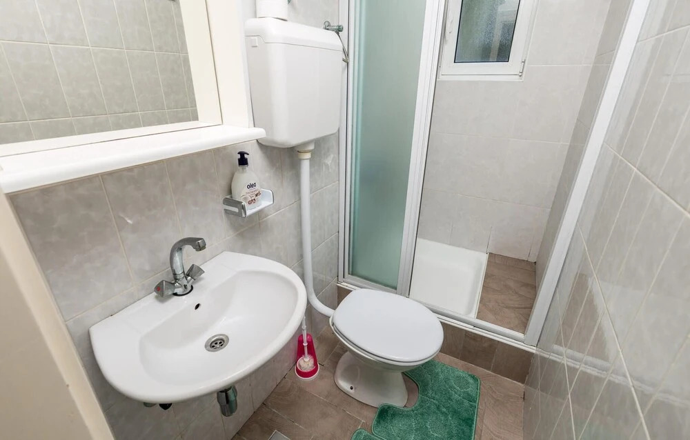 Nice Apartment in Barbat na Rabu With Wifi and 1 Bedrooms