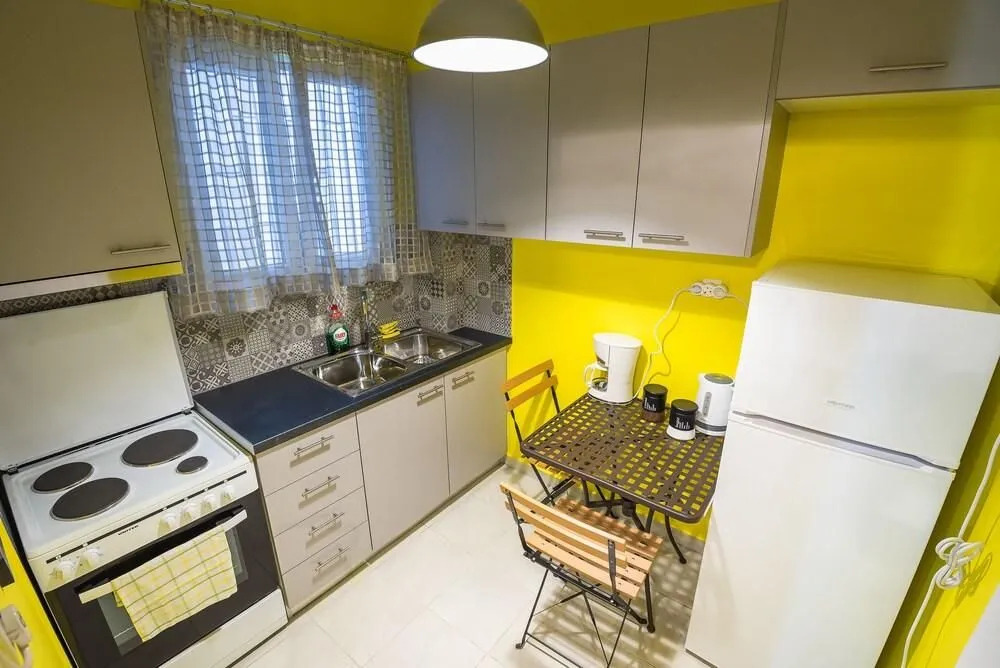 Comfortable Thisseio Apartment
