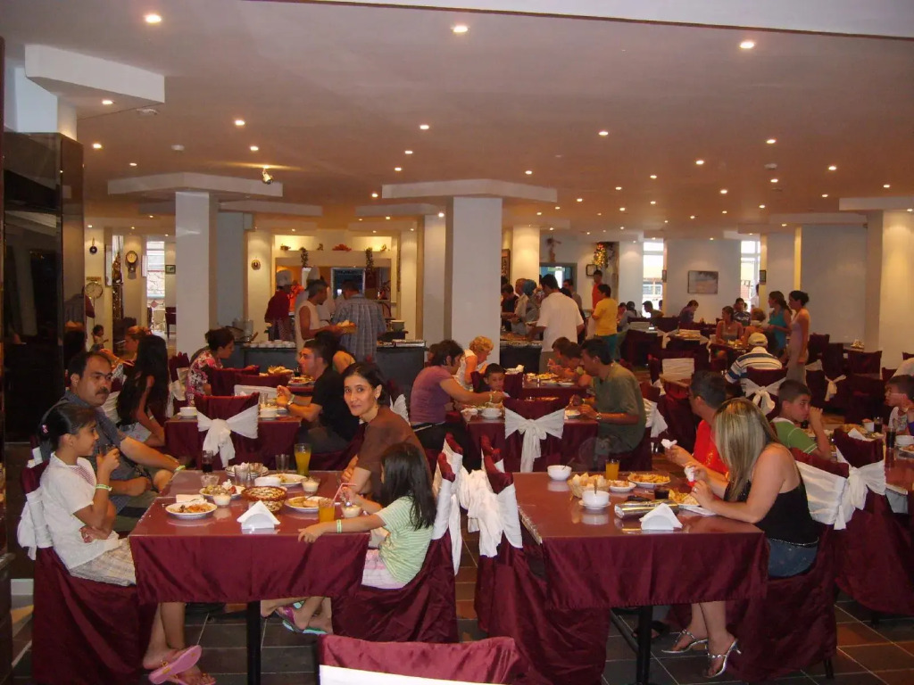 Temple Class Hotel
