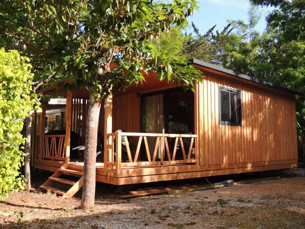 Camping 4 étoiles Les Fougères
