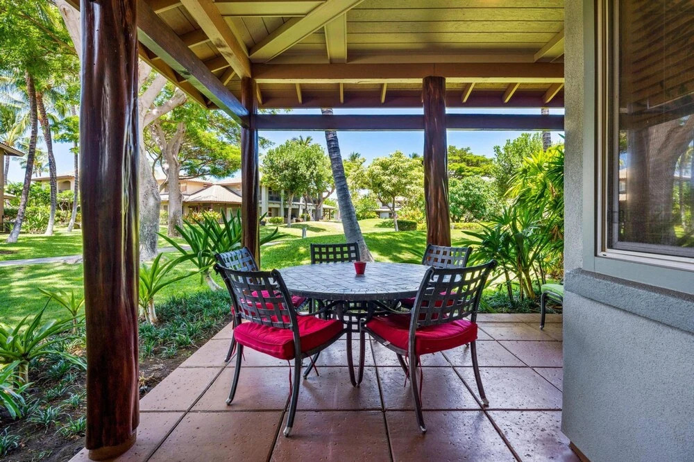 Big Island Fairways at Maui Lani 1702 by Coldwell Banker Island Vacation