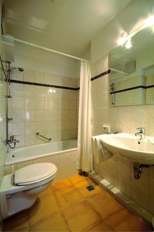Traveller Hotel